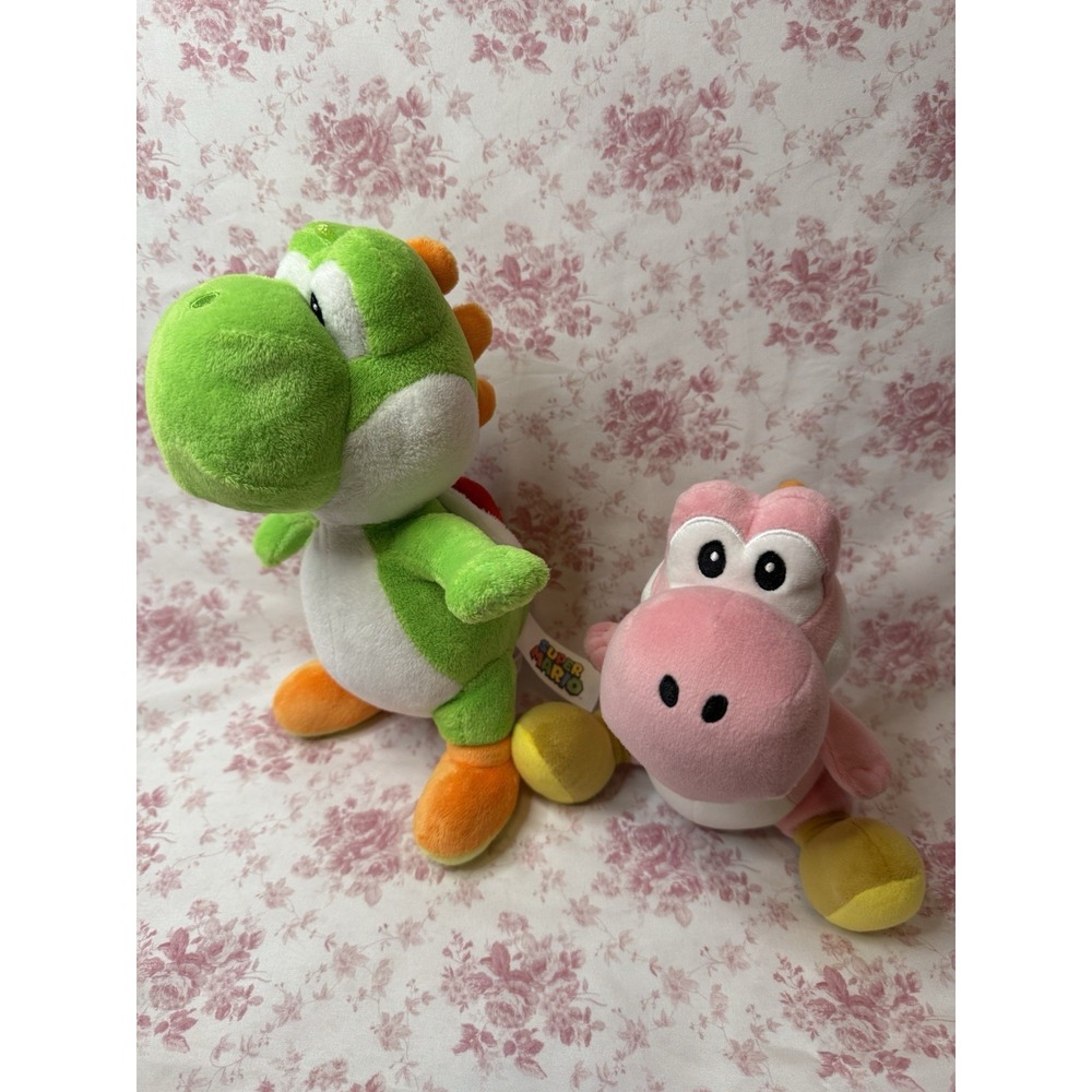 Super Mario Yoshi Plush Lot Green & Pink Yoshi Stuffed Toys Nintendo